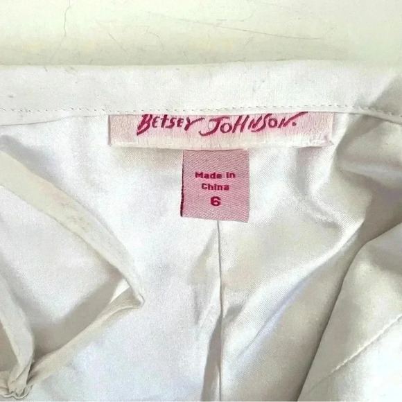 Betsey Johnson Back Ruffle Bow Above the Knee Dress in White - Picture 10 of 13